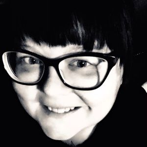 Meet your Posher, Stella